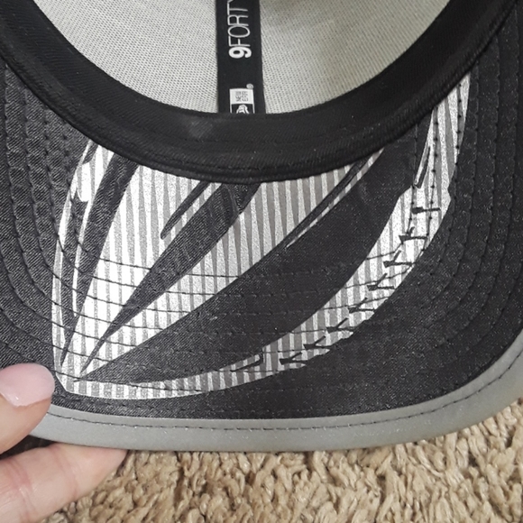 NWOT Eagle's Conference Champions Hat - Picture 3 of 8